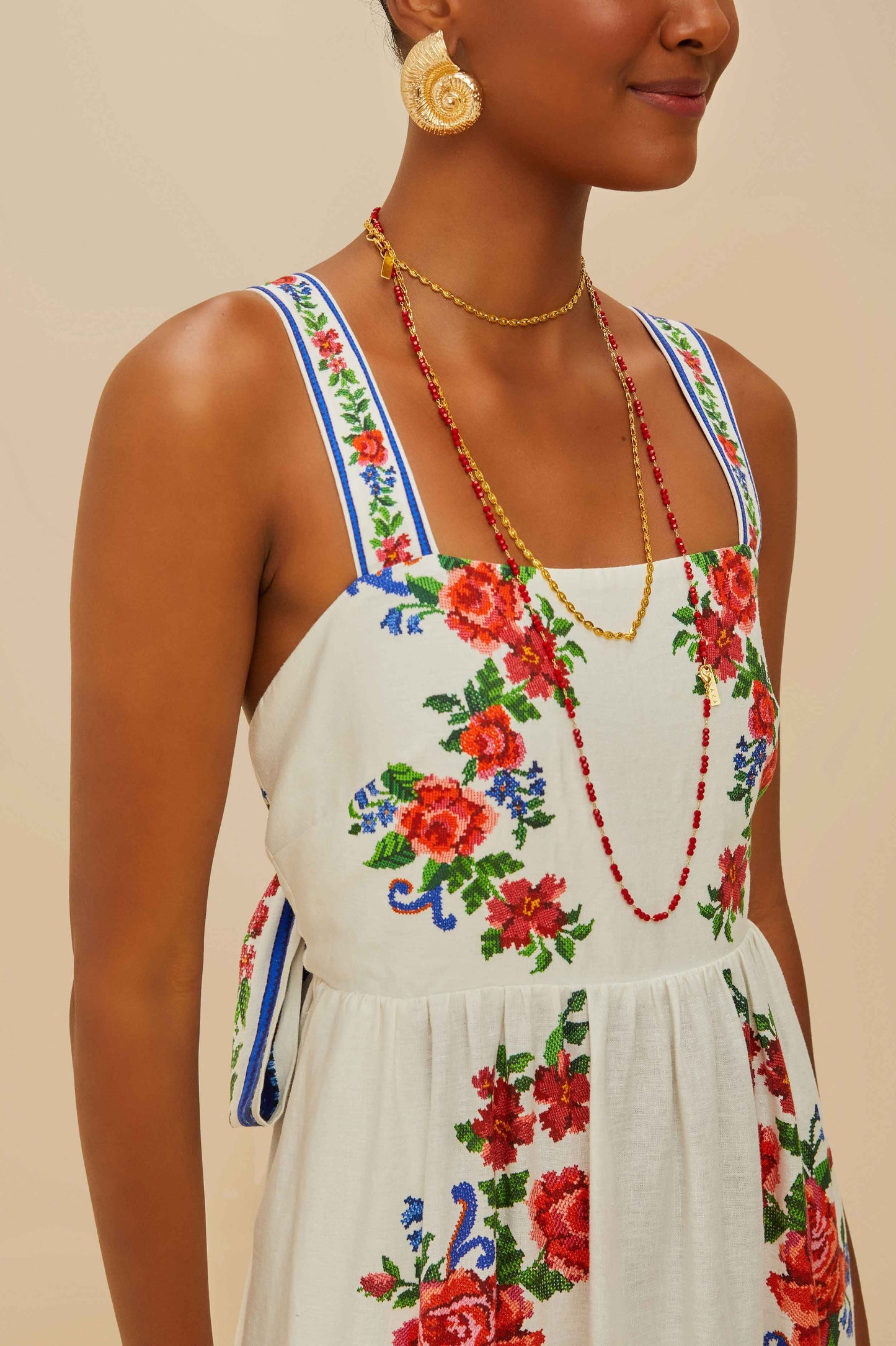 Off-White Flower Tapestry LENZING™ ECOVERO™ Euroflax™ Maxi Dress | FARM Rio Discount