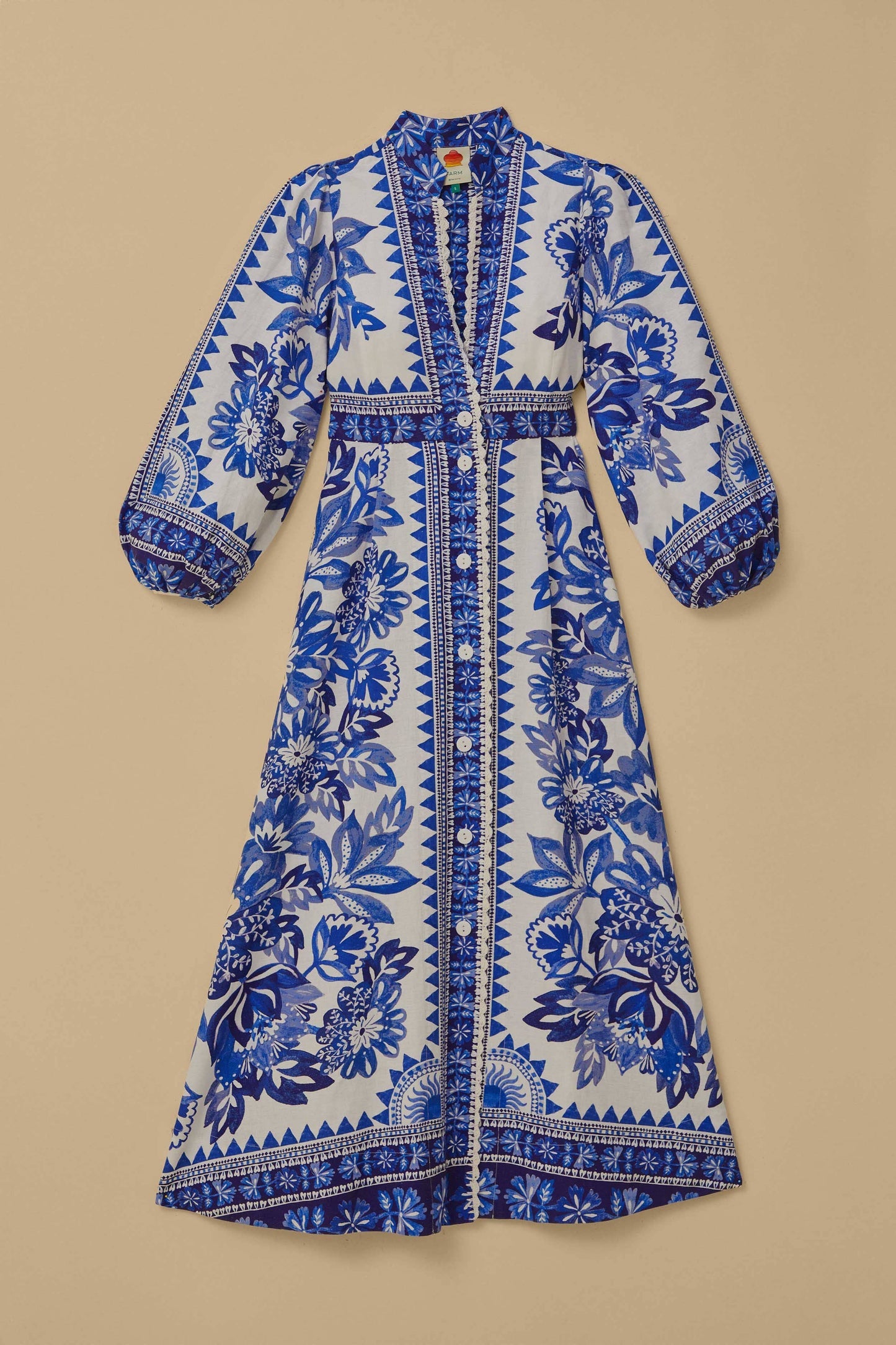 Off-White Flora Tapestry Lenzing™ Ecovero™ Euroflax™ Maxi Dress | FARM Rio On Sale
