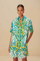 Sand Tropical Tapestry LENZING™ ECOVERO™ Euroflax™ Shorts | FARM Rio Online