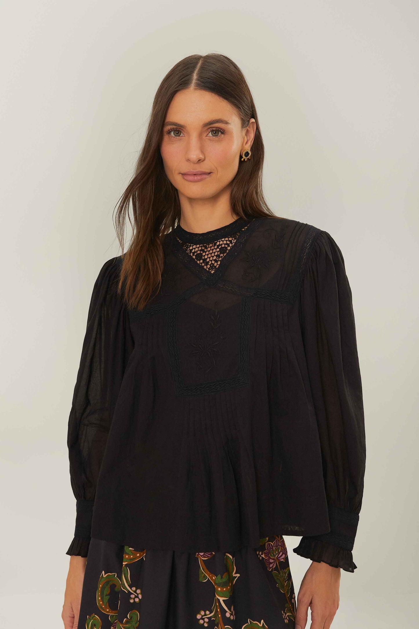 Black Short Sleeve Collar Blouse | FARM Rio Online