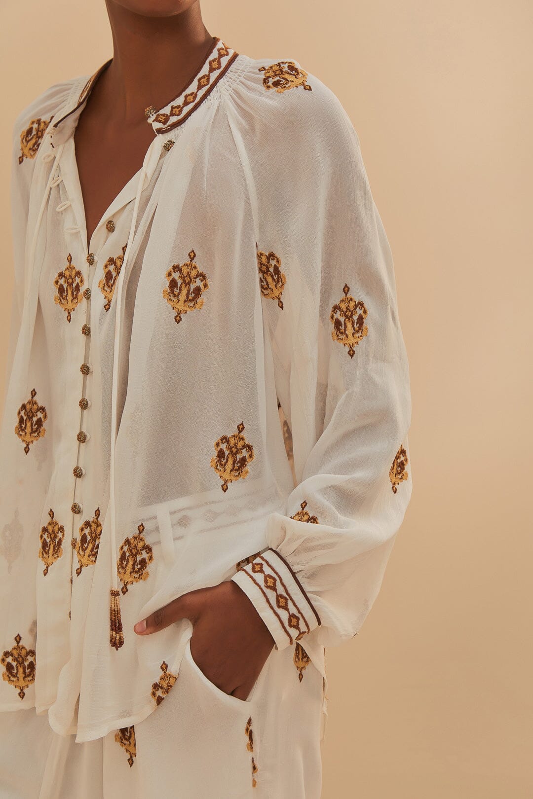 Off-White Anchor Tapestry Embroidered Long Sleeve Blouse | FARM Rio Outlet