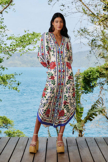 Off-White Flower Tapestry LENZING™ ECOVERO™ Euroflax™ Maxi Dress | FARM Rio For Sale