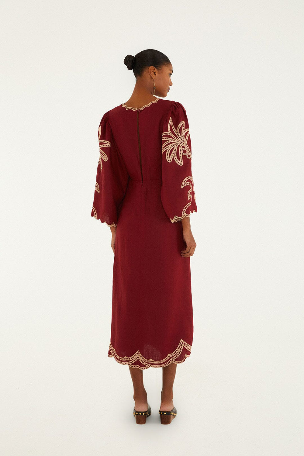 Red Artisanal Cut-Out Embroidered Euroflax� Premium Linen Maxi Dress | FARM Rio | FARM Rio On Sale