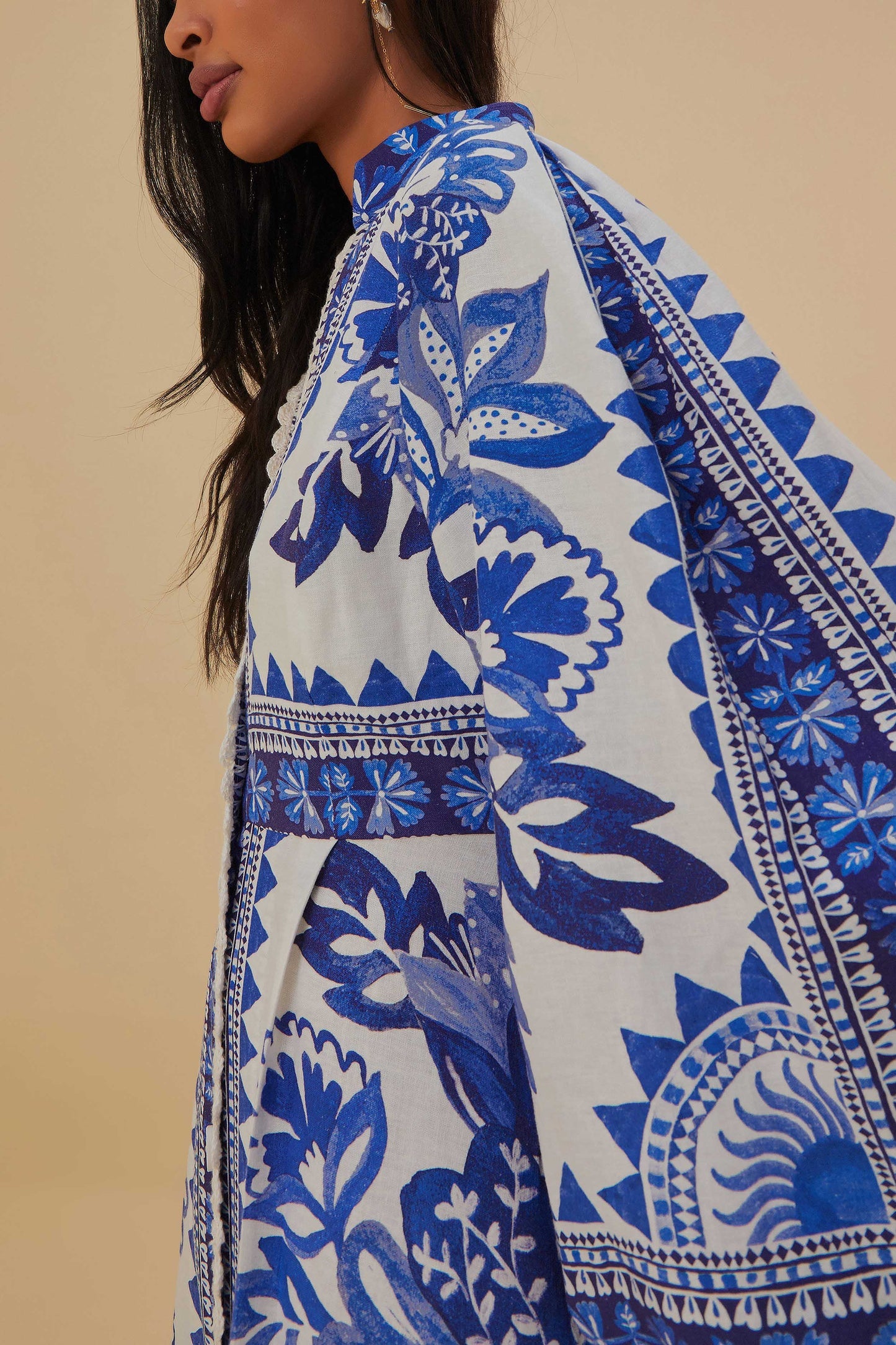 Off-White Flora Tapestry Lenzing™ Ecovero™ Euroflax™ Maxi Dress | FARM Rio On Sale