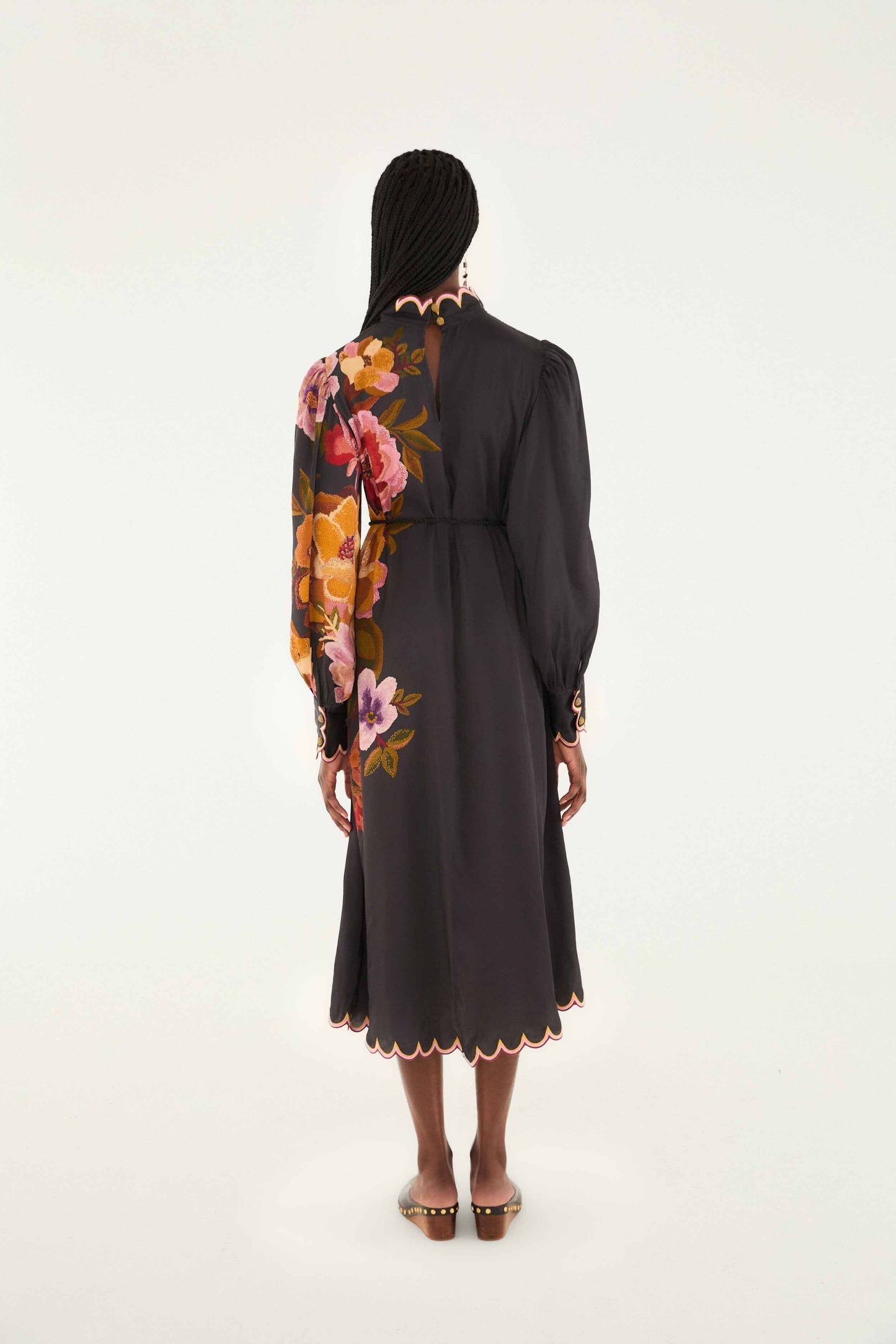 Black Chenille Flowers Lenzing� Ecovero� Viscose Midi Dress | FARM Rio | FARM Rio