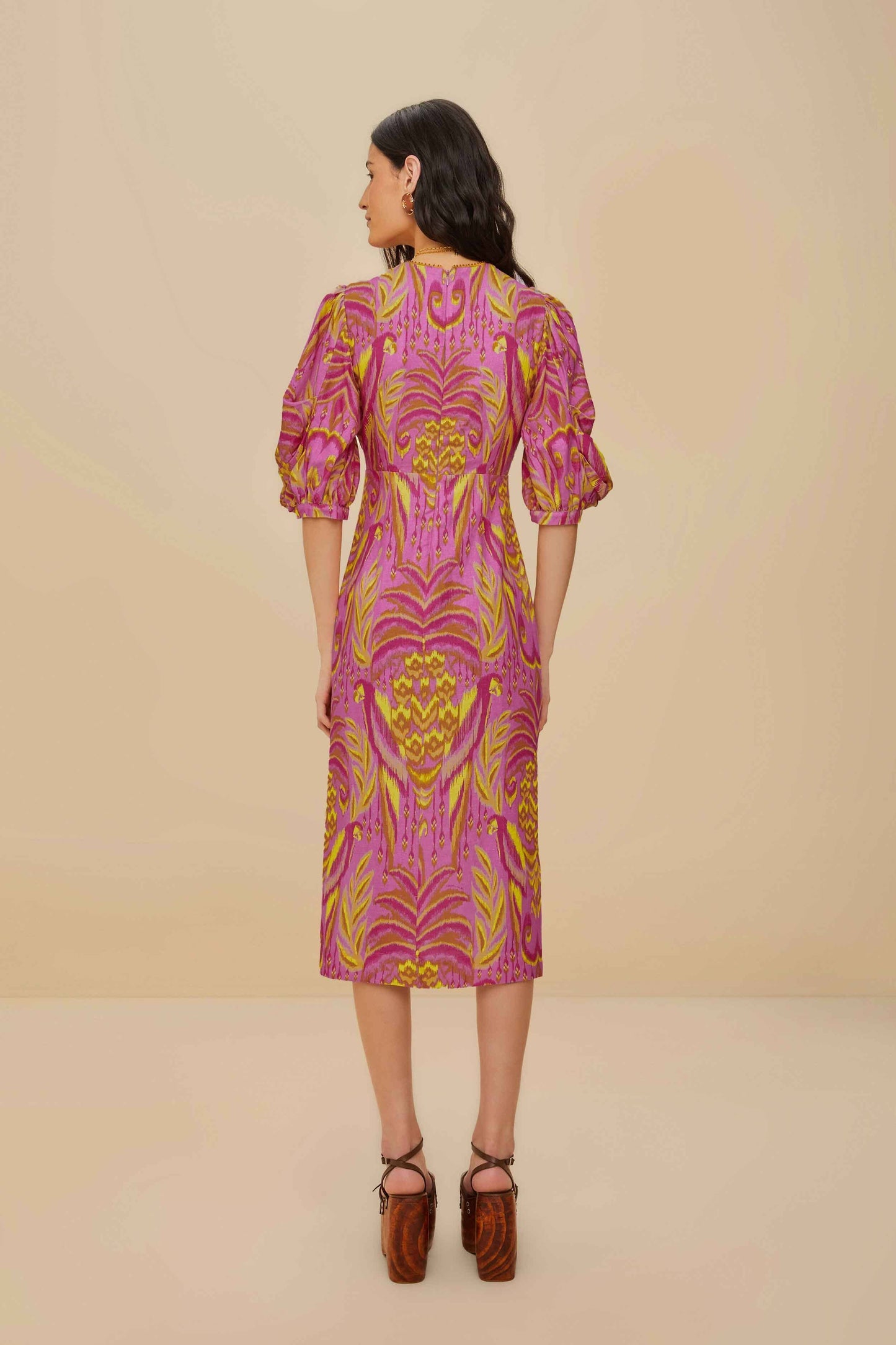 Pineapple Tapestry Pink Midi Dress | FARM Rio Outlet