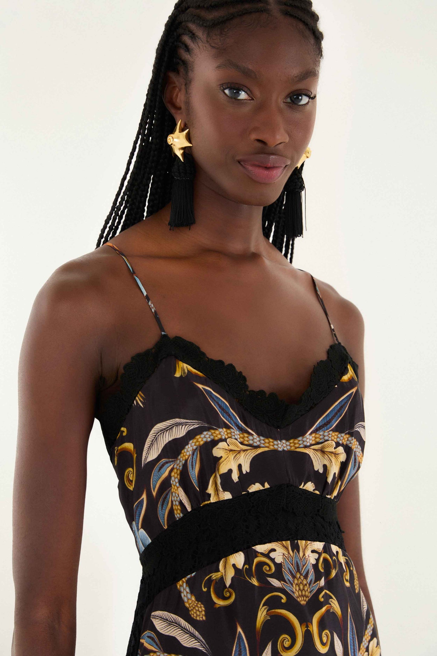Black Flowerful Garden Midi Dress | FARM Rio | FARM Rio Discount