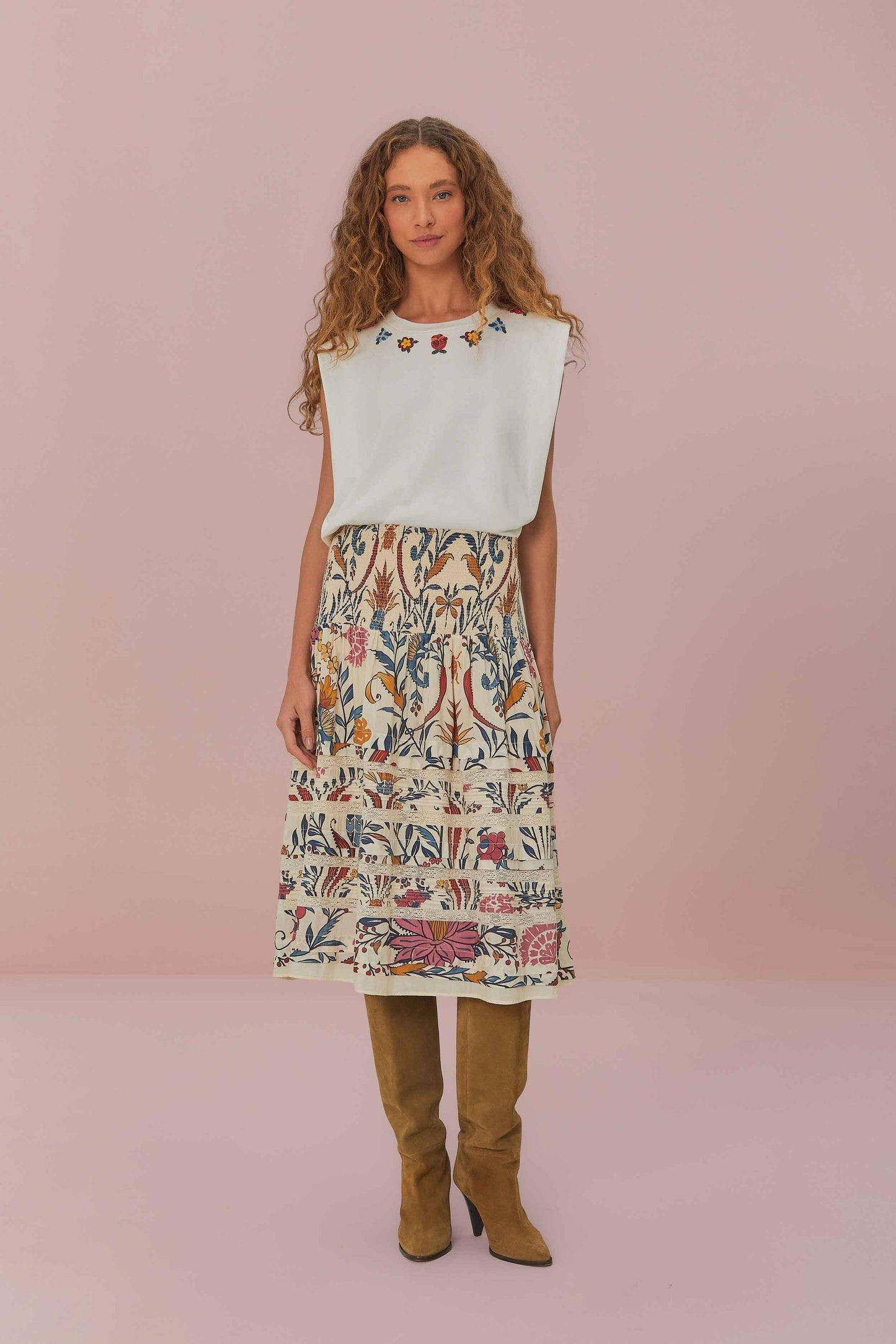 White Beaded Flowers T-Shirt | FARM Rio For Sale