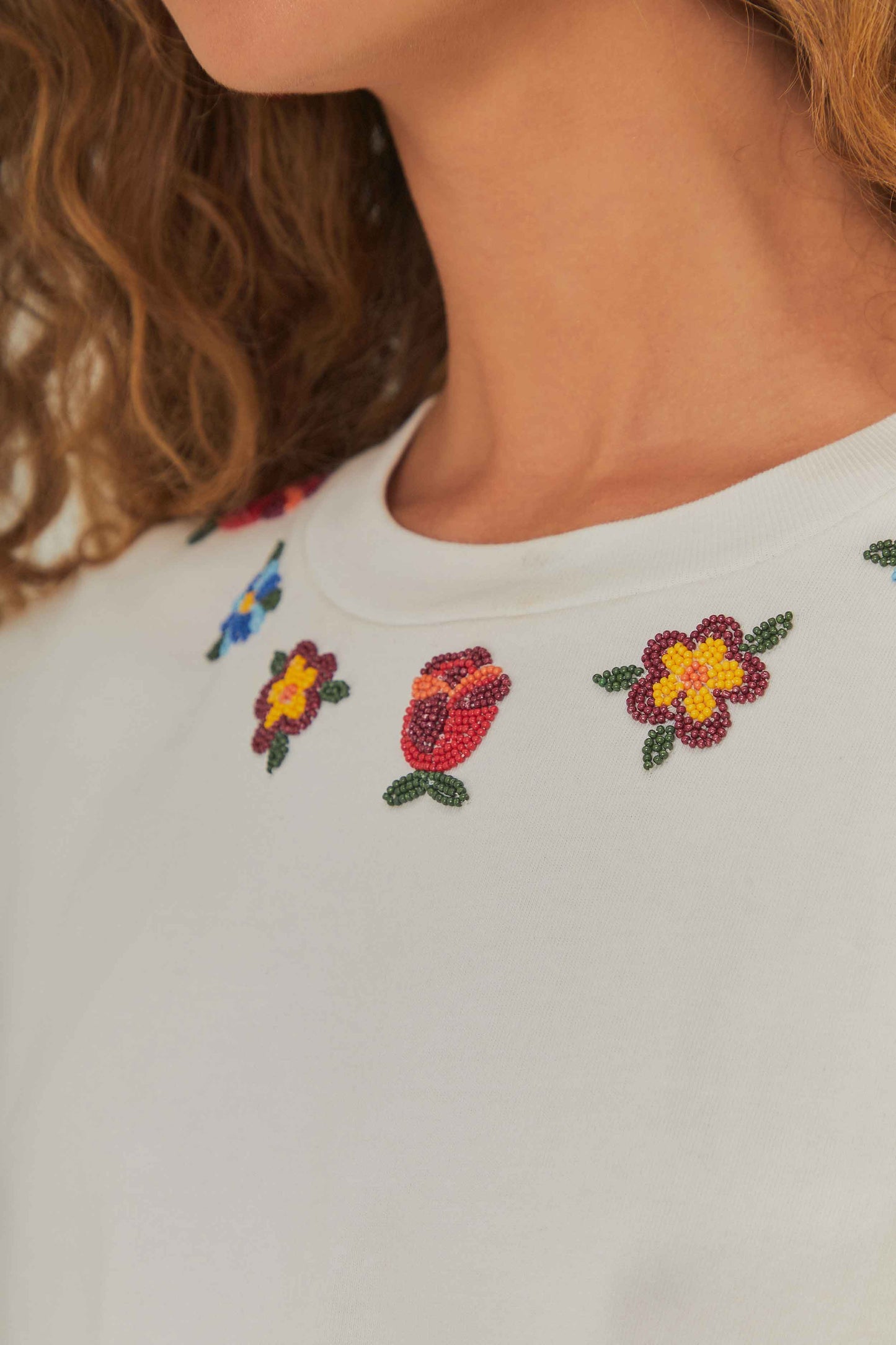 White Beaded Flowers T-Shirt | FARM Rio For Sale