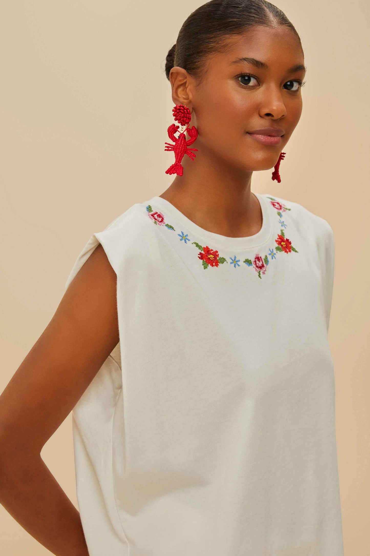 Off-White Cross Stitch Flowers Organic Cotton T-Shirt | FARM Rio Online