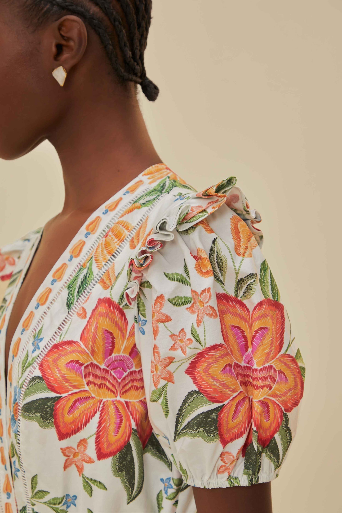 Off-White Bloom Garden LENZING™ ECOVERO™ Euroflax™ Romper | FARM Rio Online