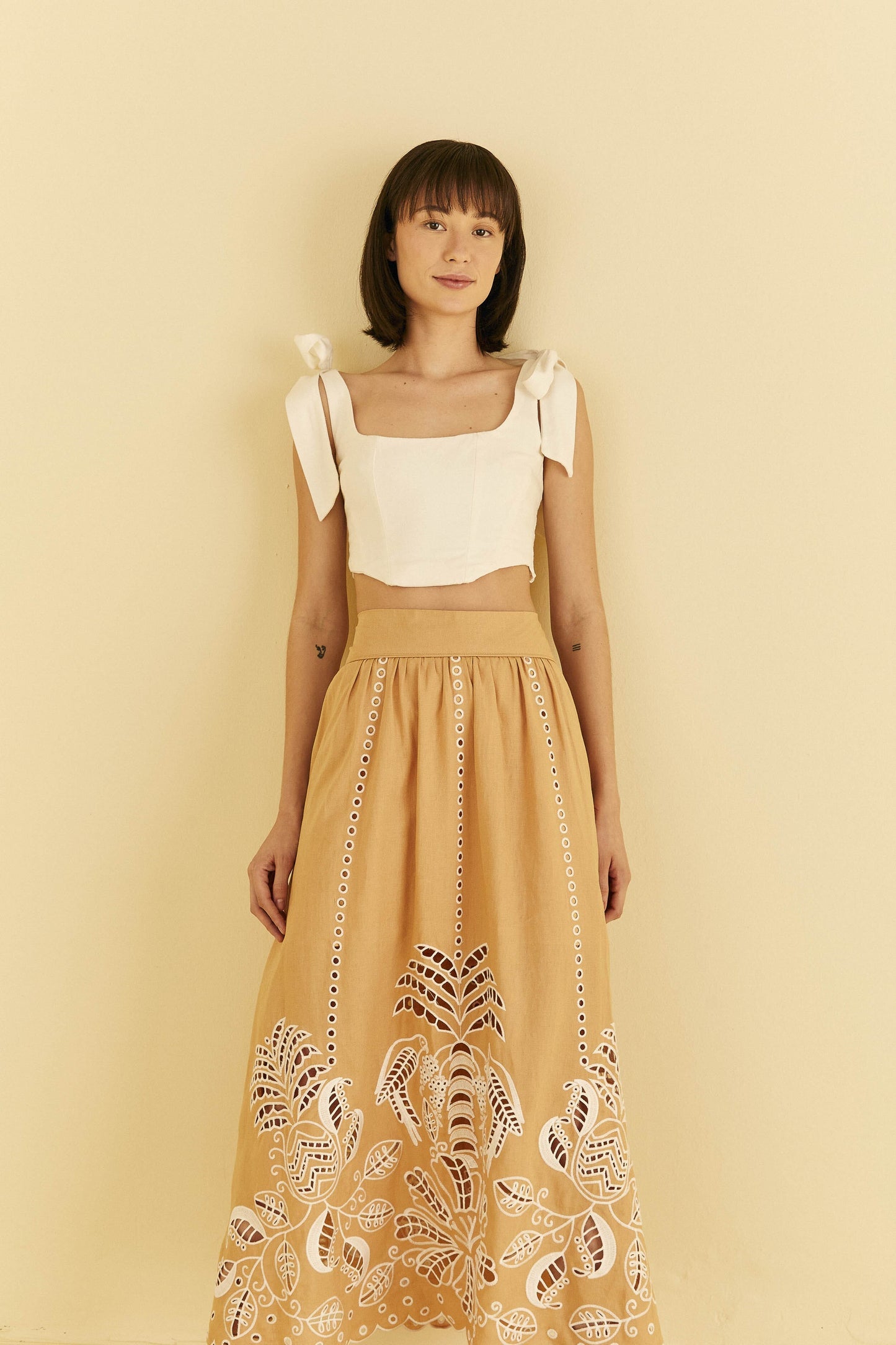 Sand Richelieu Midi Skirt | FARM Rio Online