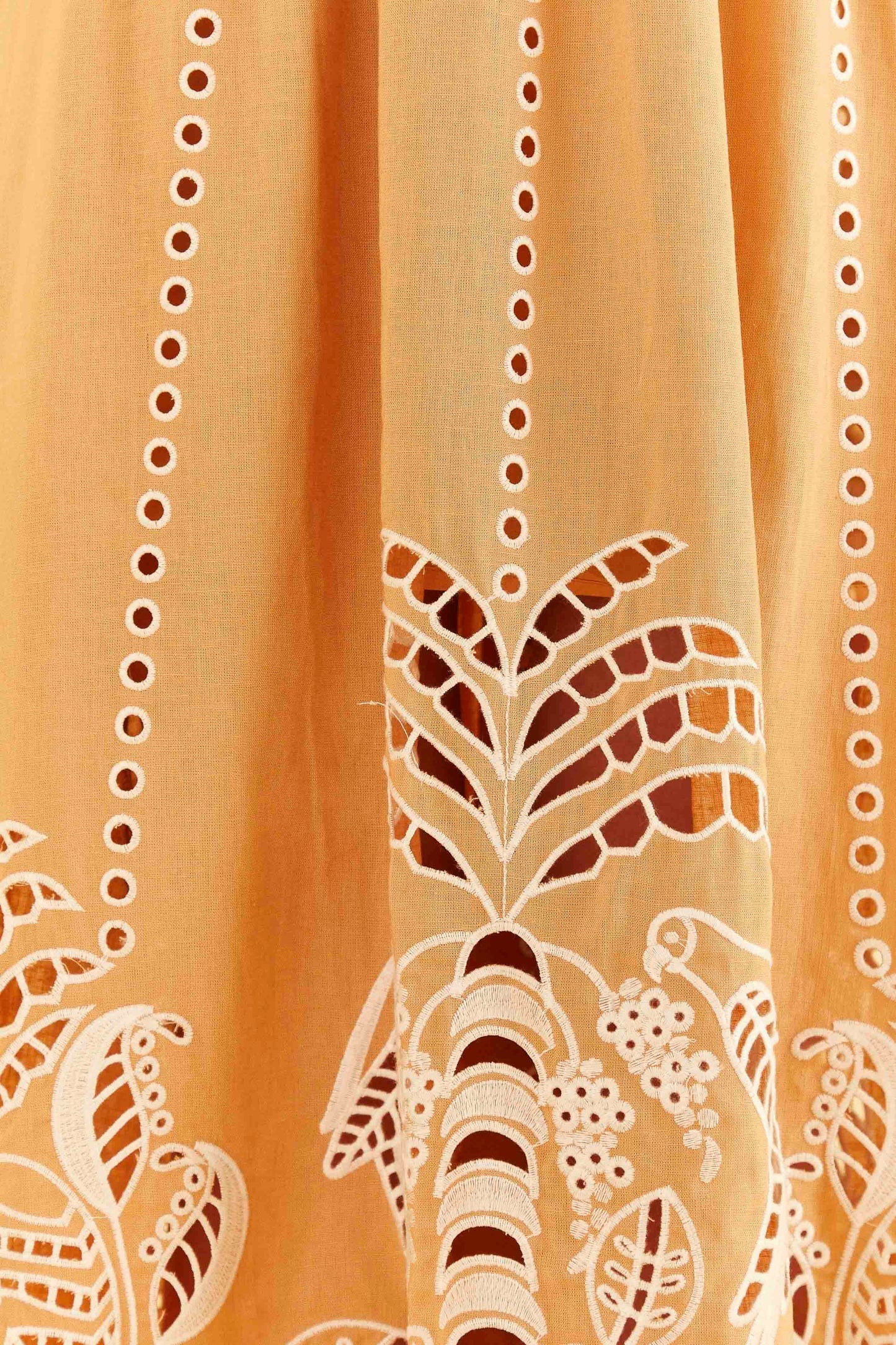 Sand Richelieu Midi Skirt | FARM Rio Online