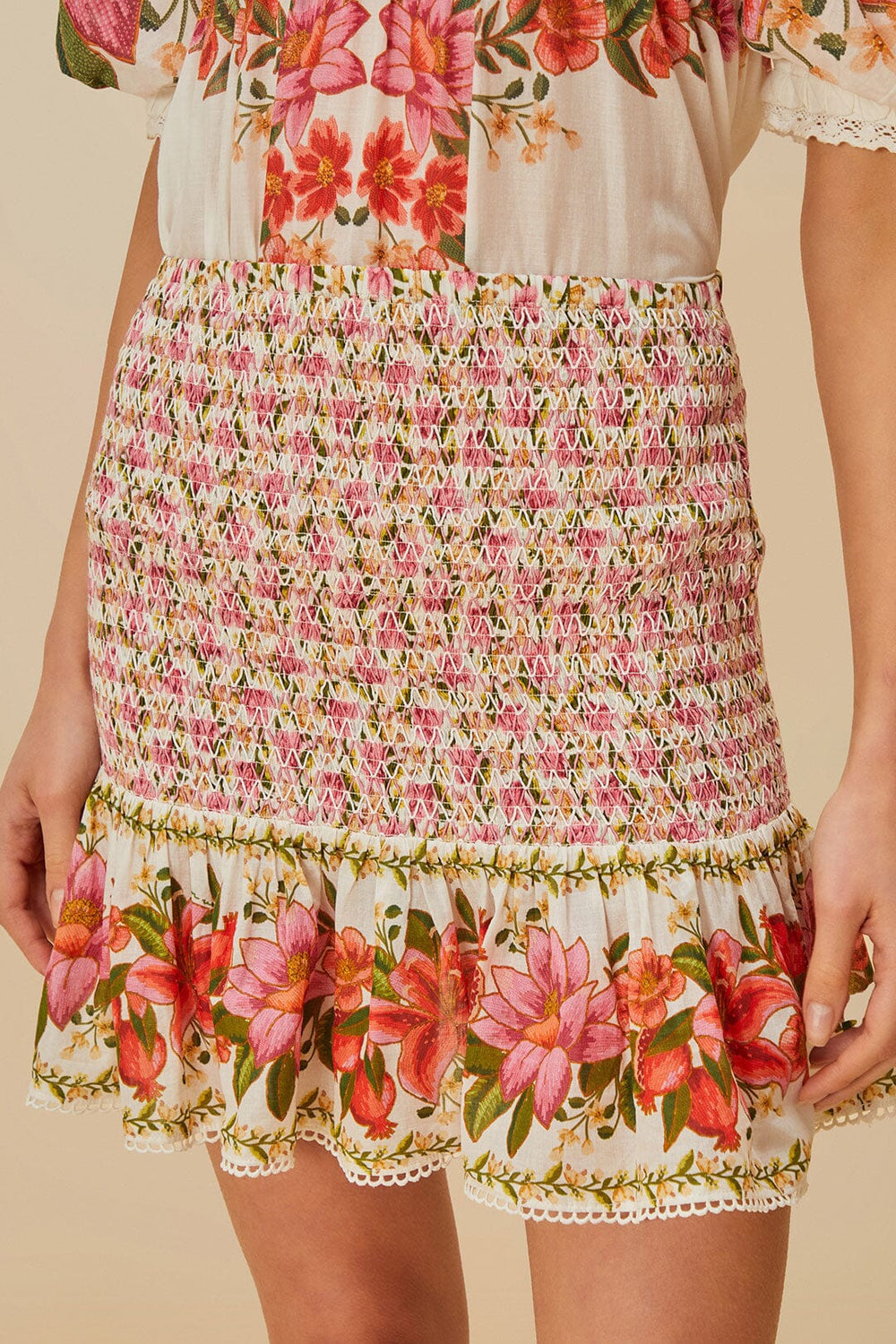 Off-White Summer Fruit Mini Skirt | FARM Rio Outlet
