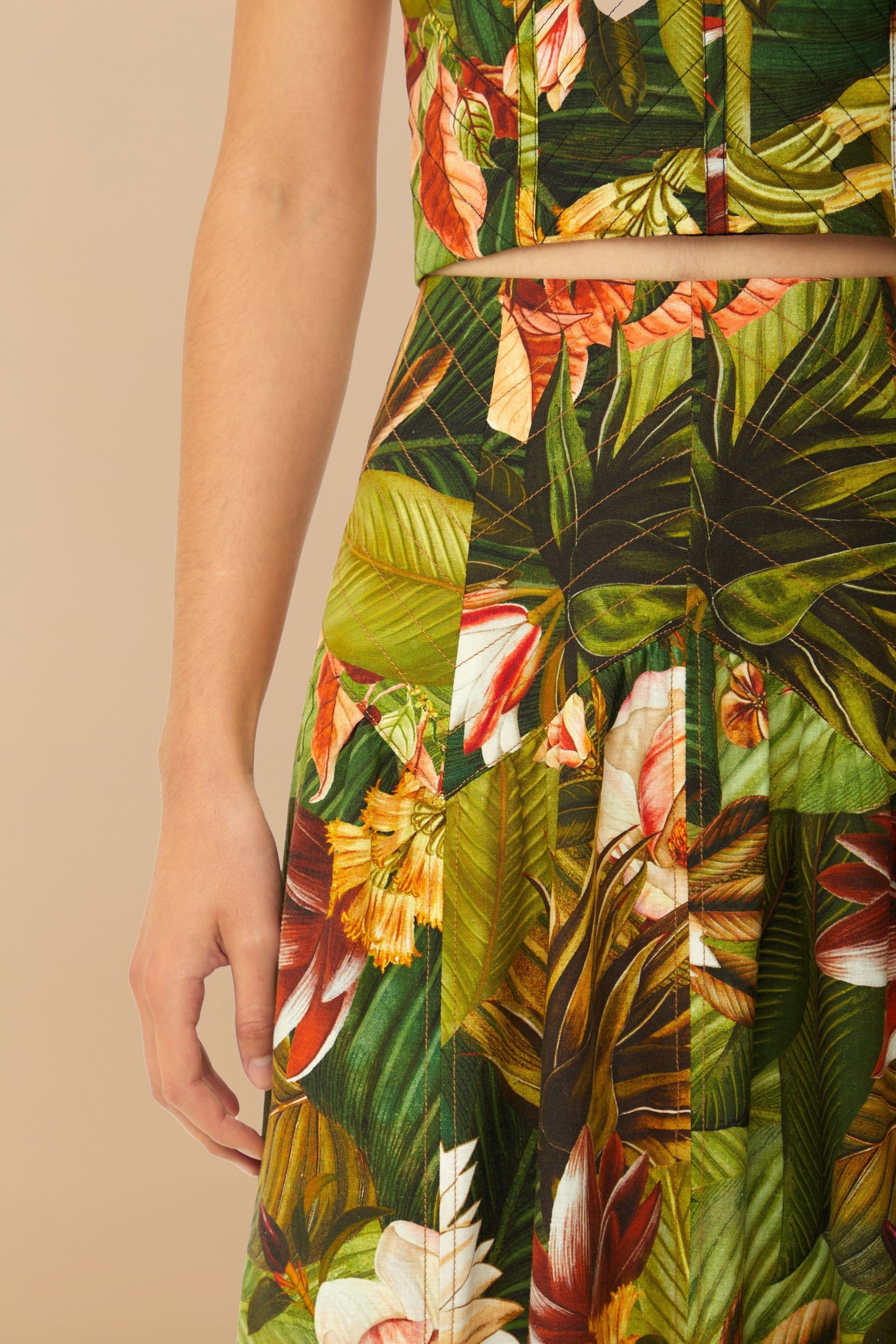 Multicolor Botanical Forest LENZING™ ECOVERO™ Euroflax™ Midi Skirt | FARM Rio On Sale