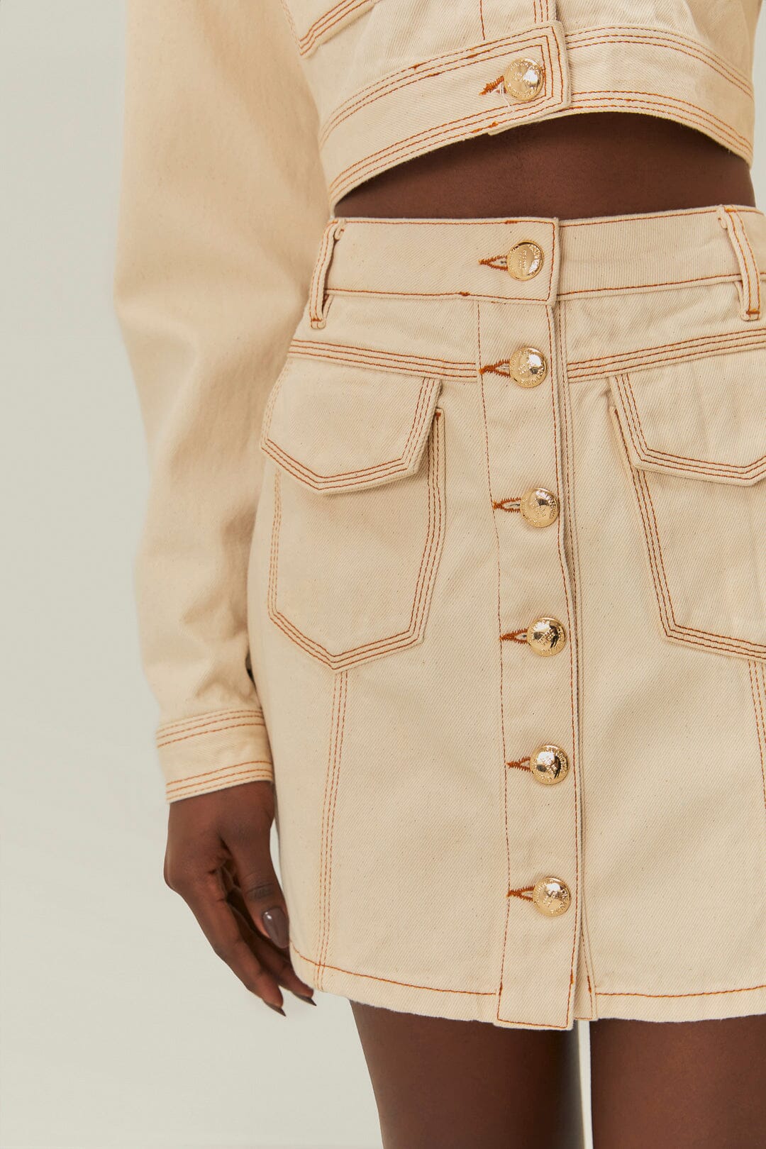Off-White Gabardine Mini Skirt | FARM Rio Outlet