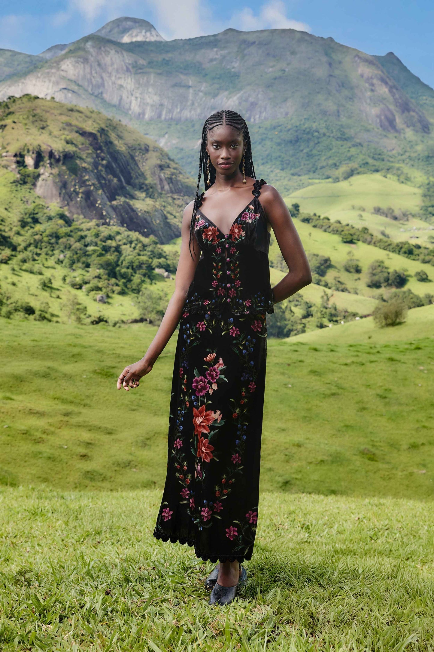 Black Belle Garden Scallop Hem Midi Skirt | FARM Rio | FARM Rio Outlet