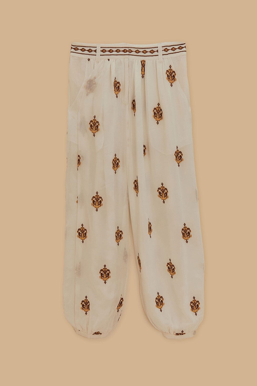 Off-White Anchor Tapestry Embroidered Pants | FARM Rio Online