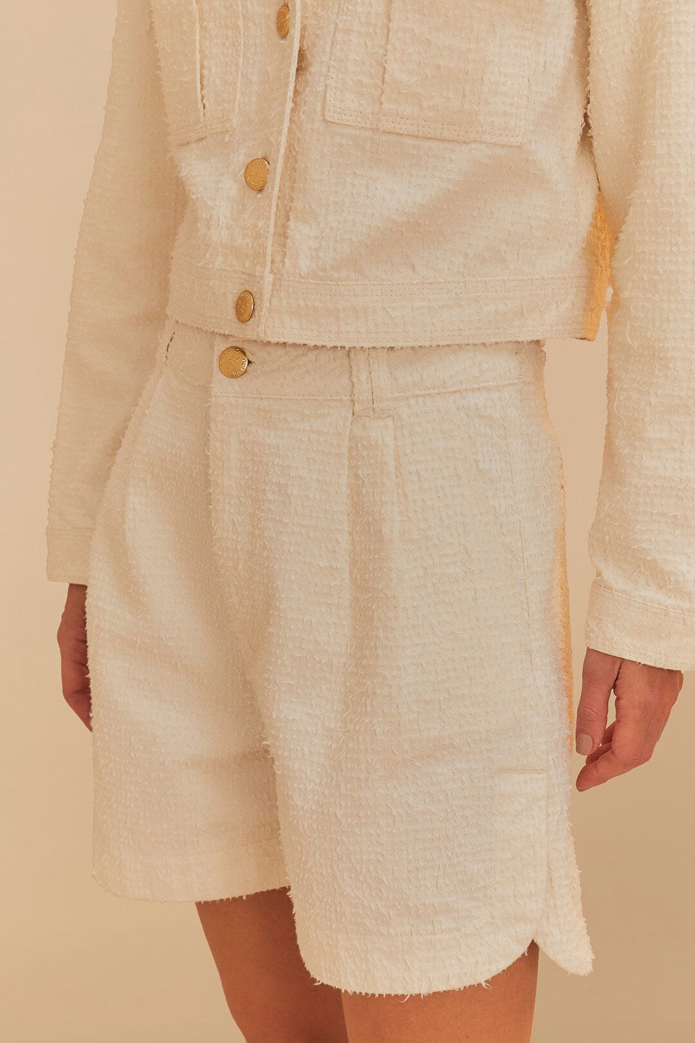 Off-White Twill Laser Pleated Shorts | FARM Rio Online
