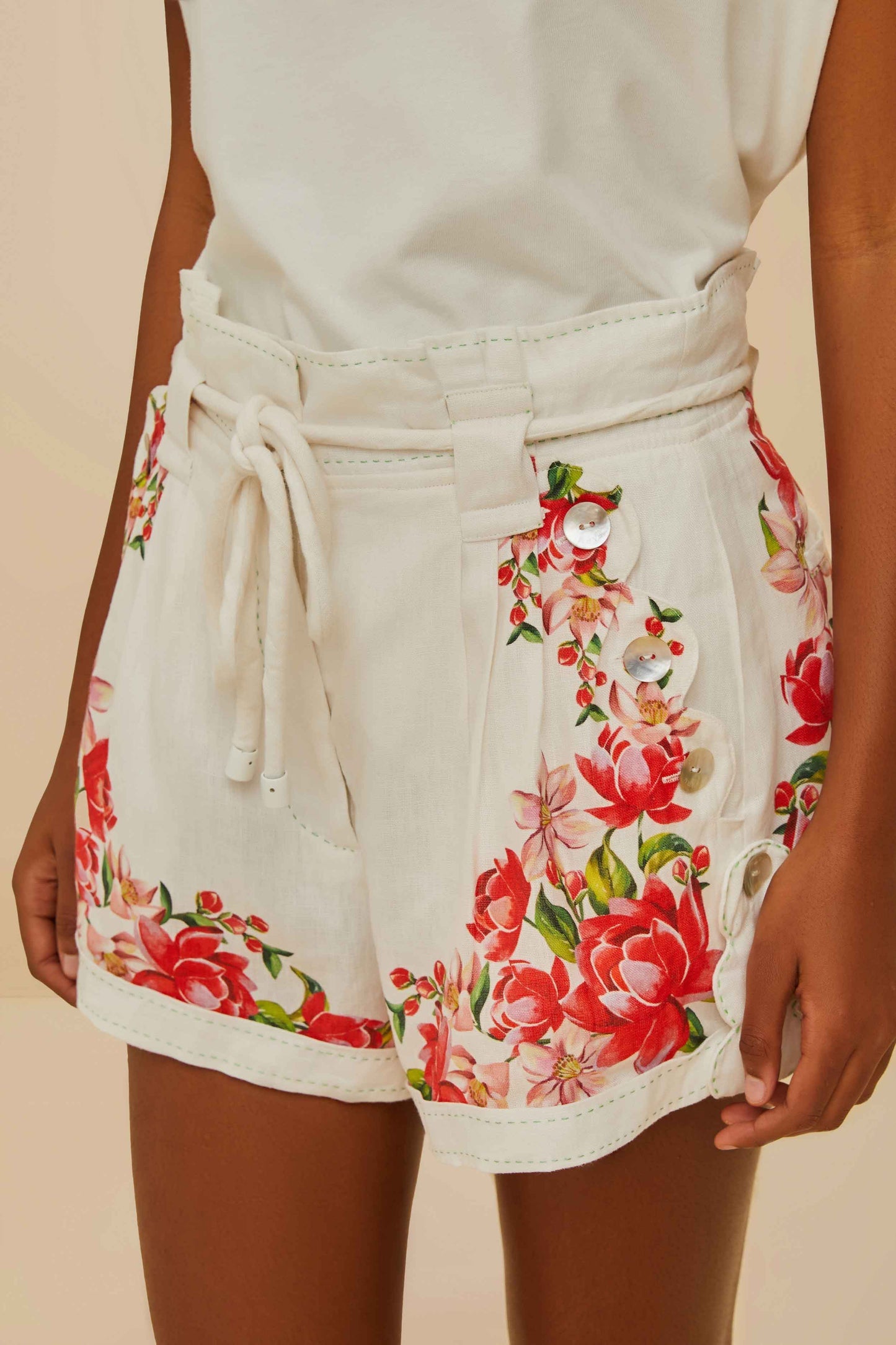 Off-White Flower Tapestry Embroidered Shorts | FARM Rio US