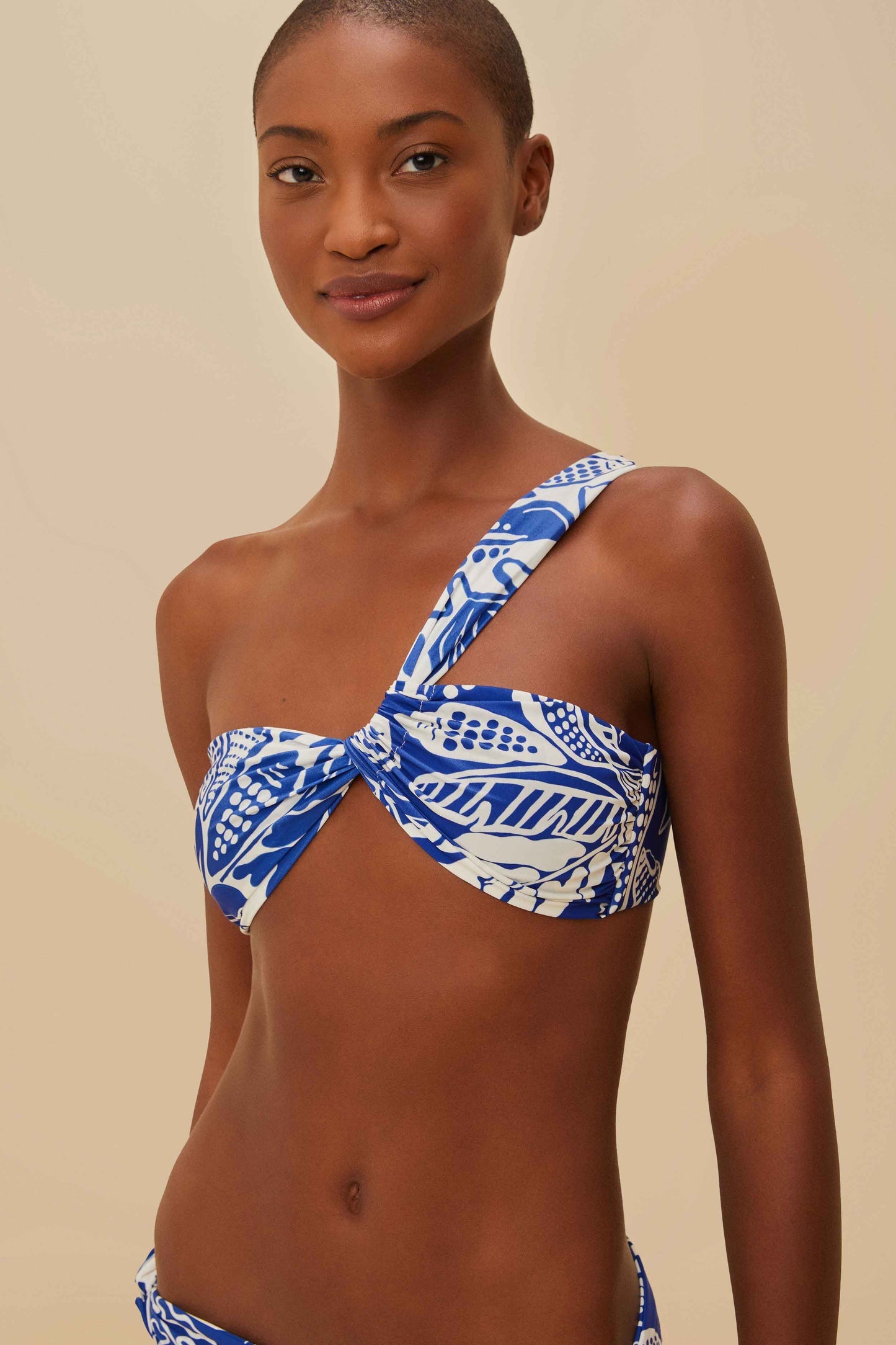Off-White River Nature One-Shoulder Bikini Top | FARM Rio Outlet